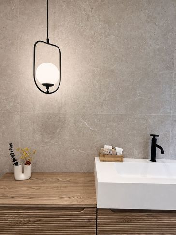 Bagno in stile mediterraneo di 10 di MAMA design