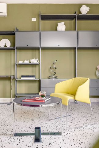 Soggiorno in stile eclettico di 38 di alberto4house