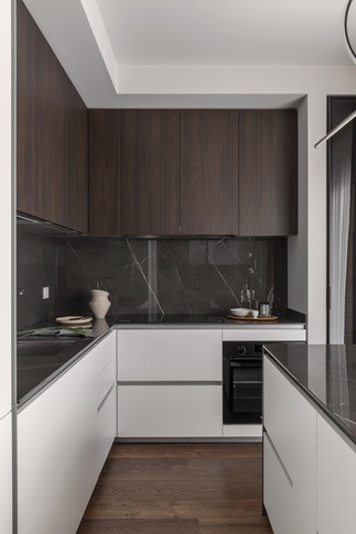 Cucina in stile contemporaneo di 12 di Storie Design Studio