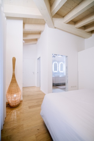 Camera da Letto in stile moderno di 20 di Christian Tezza Architetto
