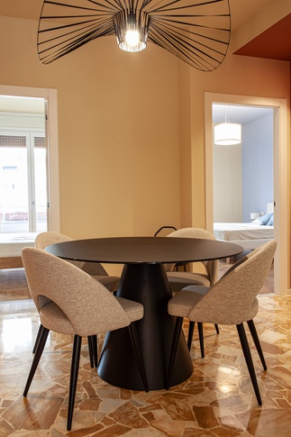 Sala da Pranzo in stile contemporaneo di 11 di SuMisura Architetti