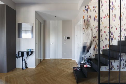 Ingresso in stile contemporaneo di 28 di Valentina Varricchio Architetto Ingresso in stile contemporaneo di 28 di Valentina Varricchio Architetto