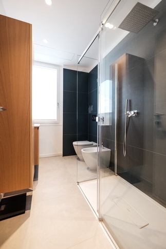 Bagno in stile minimal di 4 di giorgio davide manzoni architetto