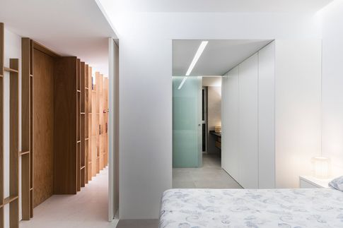 Camera da Letto in stile minimal di 20 di Lorenzo Franzi | Fotografia