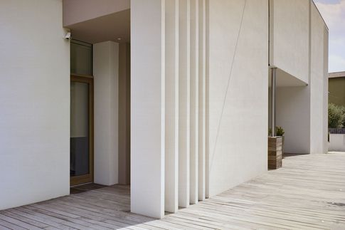 Facciata in stile minimal di null di ellevuelle architetti Facciata in stile minimal di null di ellevuelle architetti