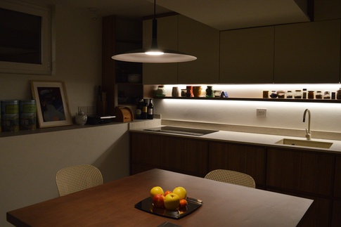Cucina in stile giapponese di 15 di Camilla Ferrari