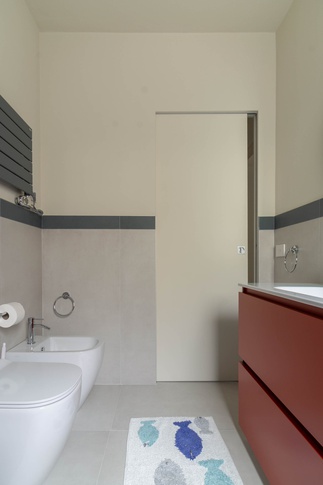 Bagno in stile contemporaneo di 5 di STUDIO CREATIONS - Roberta Tricarico A & D Bagno in stile contemporaneo di 5 di STUDIO CREATIONS - Roberta Tricarico A & D