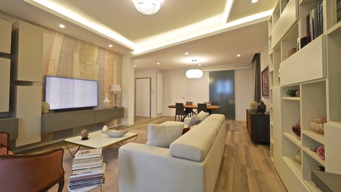 Soggiorno in stile contemporaneo di 1 di Progetto Ristrutturare srl