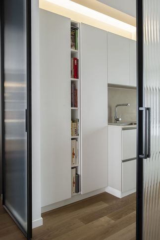 Cucina in stile contemporaneo di 10 di Michela Cordisco Studio