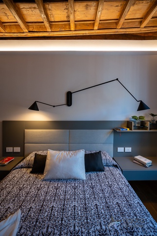 Camera da Letto in stile contemporaneo di 11 di Agata Home Design