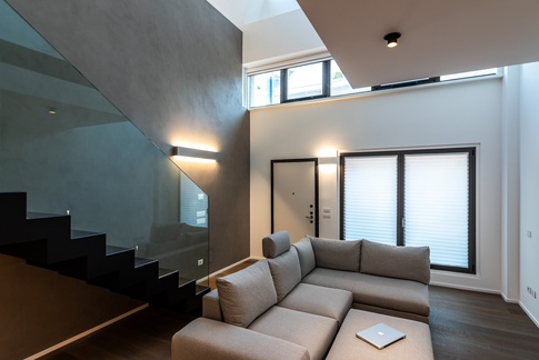 Open Space in stile moderno di 35 di Nuccia Coschignano architetto