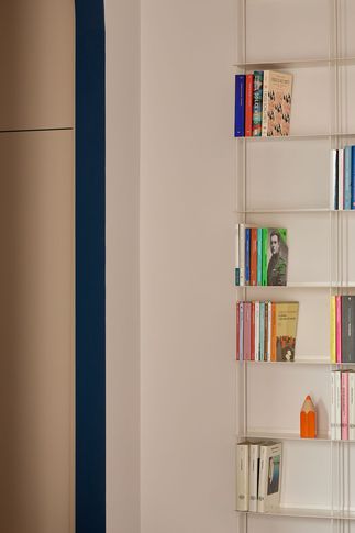 Open Space in stile contemporaneo di 21 di Alessia Provenzano architetto