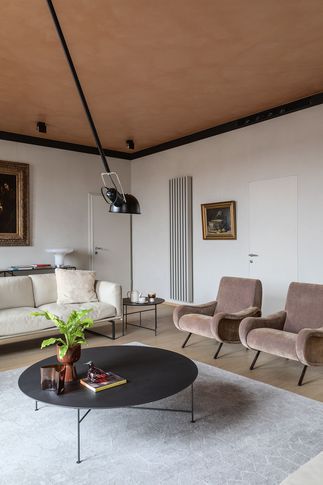 Soggiorno in stile contemporaneo di 80 di Euga Design Studio