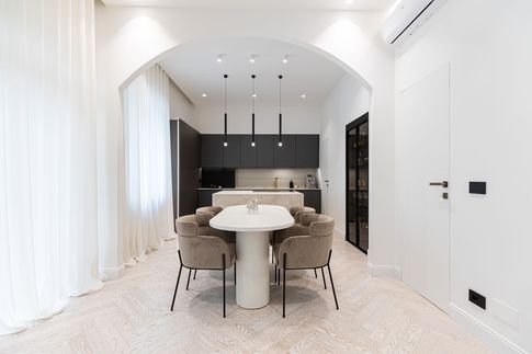 Open Space in stile glamour di 50 di Desearq studio - architettura e interior design