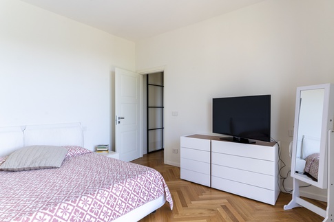Camera da Letto in stile contemporaneo di 16 di Lorenzo Rossi Architetto