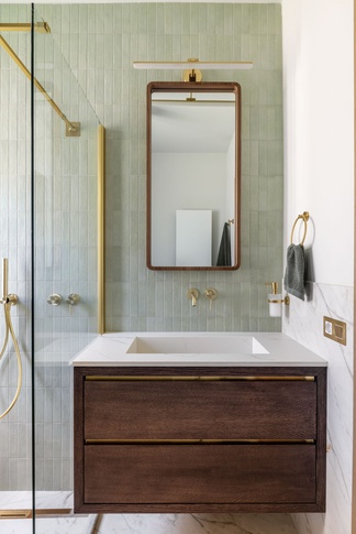 Bagno in stile contemporaneo di 5 di Giulia Dalena Bagno in stile contemporaneo di 5 di Giulia Dalena