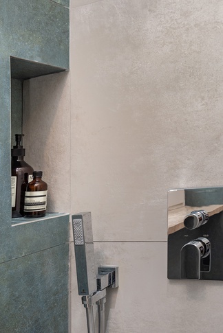 Bagno in stile contemporaneo di 8 di MANUARINO architettura design comunicazione