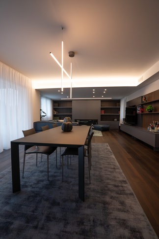 Open Space in stile moderno di 80 di BF interni