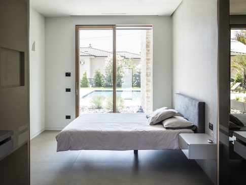 Camera da Letto in stile contemporaneo di 25 di Andrea Benedetti Architetto Camera da Letto in stile contemporaneo di 25 di Andrea Benedetti Architetto