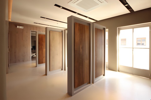Open Space in stile minimal di 950 di JFD Juri Favilli Design