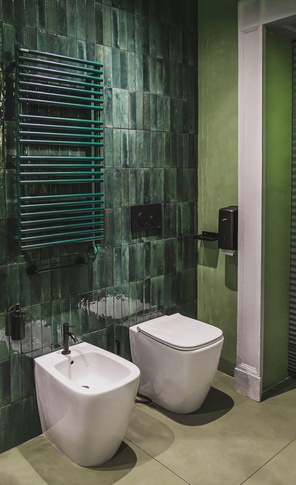 Bagno in stile contemporaneo di 4 di RAG Architettura di Giuseppe Raimondo Architetto