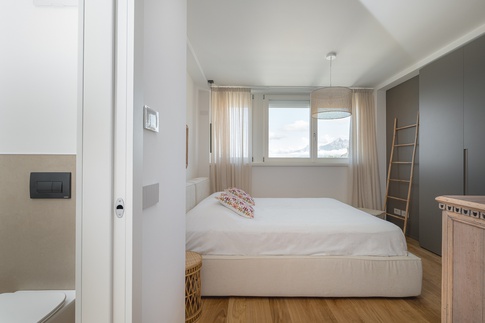 Camera da Letto in stile contemporaneo di 20 di Nicoletta Zanella