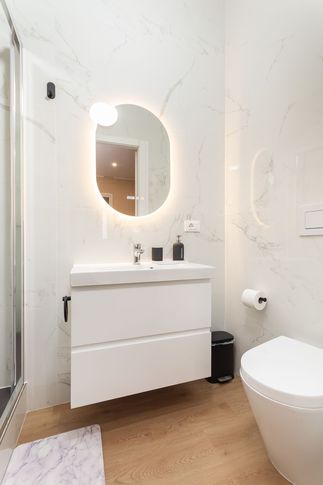Bagno in stile minimal di 12 di AMIRDSNR Bagno in stile minimal di 12 di AMIRDSNR