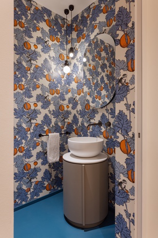 Bagno in stile contemporaneo di 20 di NOMADE ARCHITETTURA