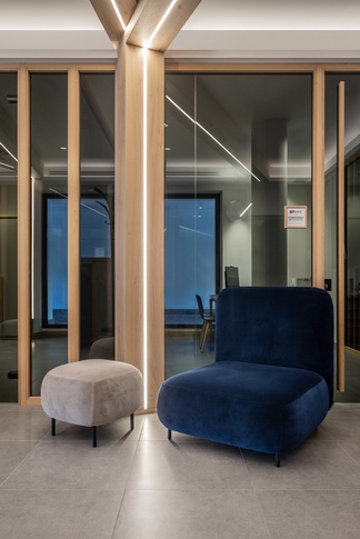 Open Space in stile moderno di 200 di Arredamenti Andalo