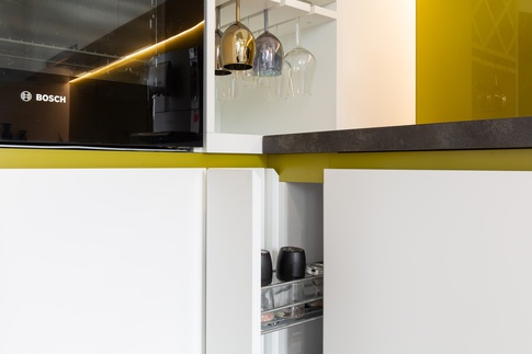 Cucina in stile contemporaneo di 30 di Architetto Eros Di Prima Cucina in stile contemporaneo di 30 di Architetto Eros Di Prima