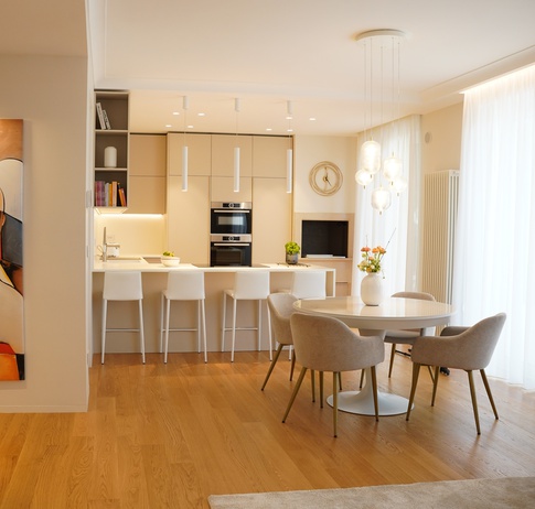 Open Space in stile contemporaneo di 48 di Rosaura D’Alessandro