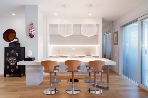 Open Space in stile moderno di 50 di domECO