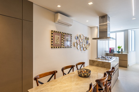 Cucina in stile moderno di 20 di Guzlive
