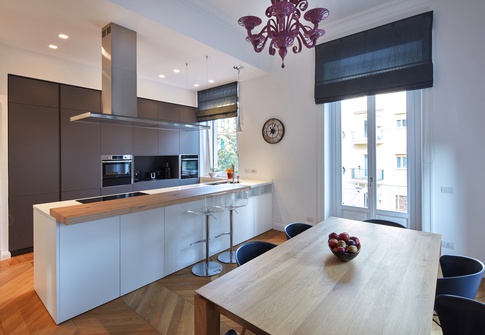 Cucina in stile contemporaneo di 35 di Gruppo Castaldi