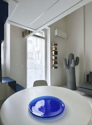 Soggiorno in stile minimal di 19 di Valeria Eva Rossi Architetta