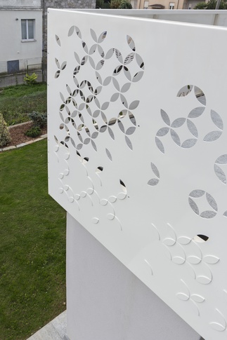 Facciata in stile contemporaneo di 185 di Studio MAC