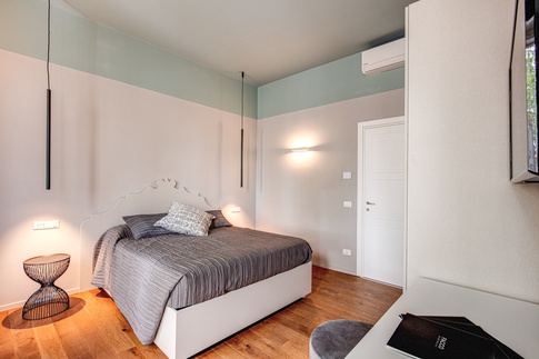 Camera da Letto in stile contemporaneo di 25 di MOB Architects