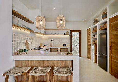 Cucina in stile tropicale di 15 di Riccardo Rubelli Architetto Cucina in stile tropicale di 15 di Riccardo Rubelli Architetto